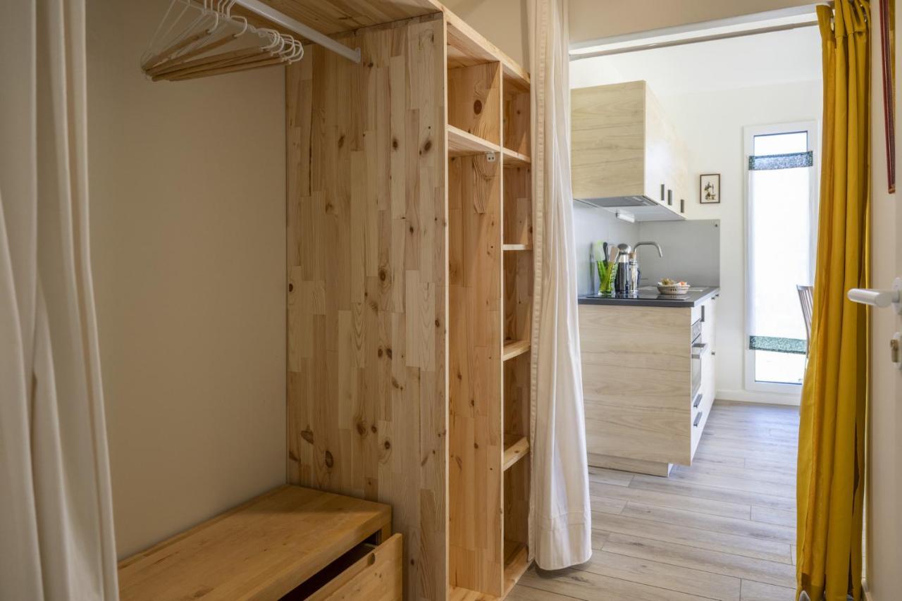 L'Escoufle Apartment Siradan Екстериор снимка